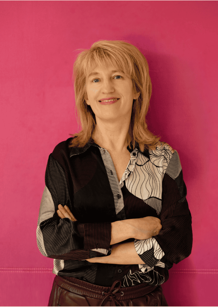 Liudmyla Glazunova delivers strategic and operational planning of research activities, project and innovation management